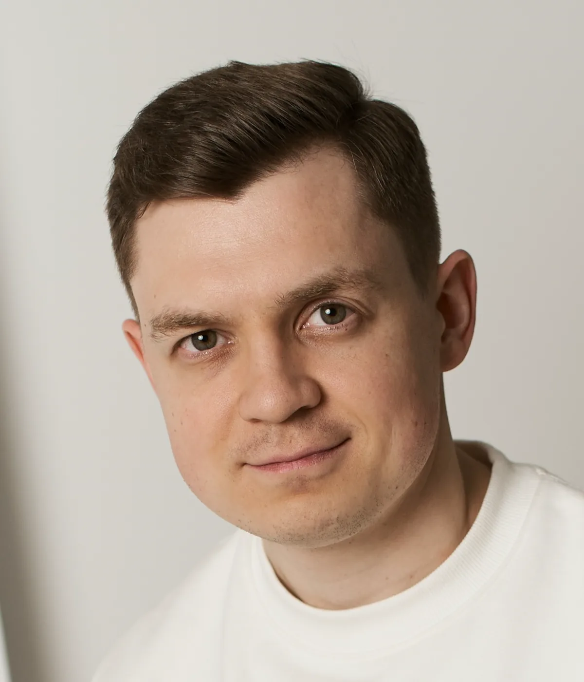 Денис Аникин
